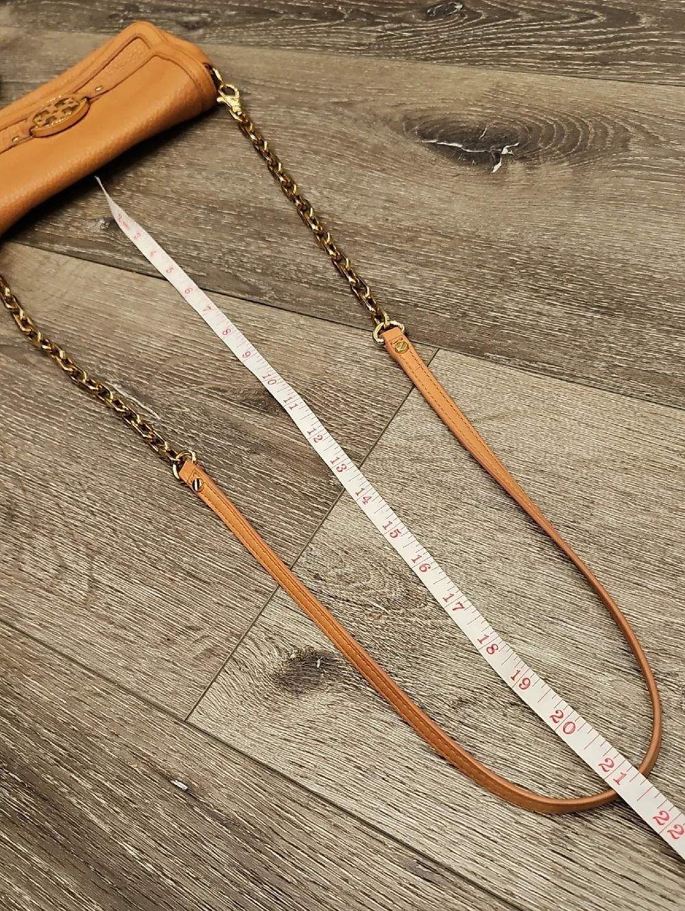 TORY BURCH Tan Leather Crossbody Bag Gold Logo Amanda Mini Chain Strap Purse